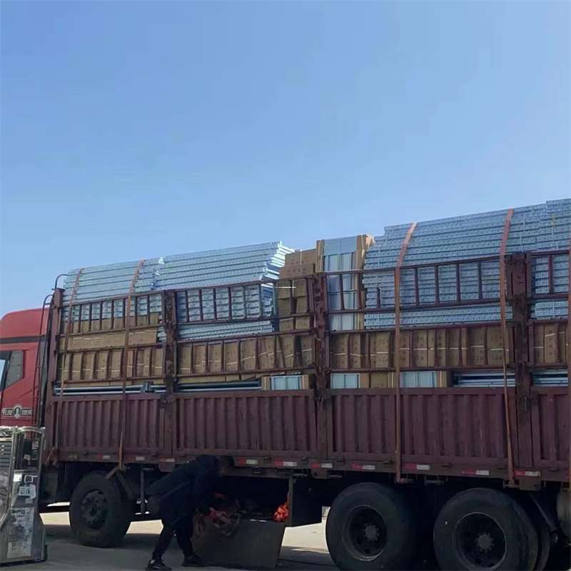 河南周口郸城县到新疆阿勒泰富蕴县物流公司，一站式服务